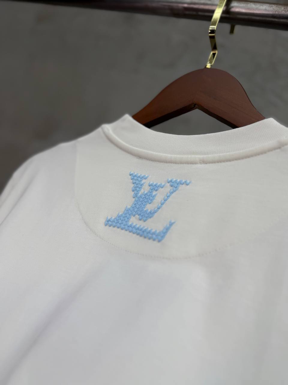 LV TSHIRT