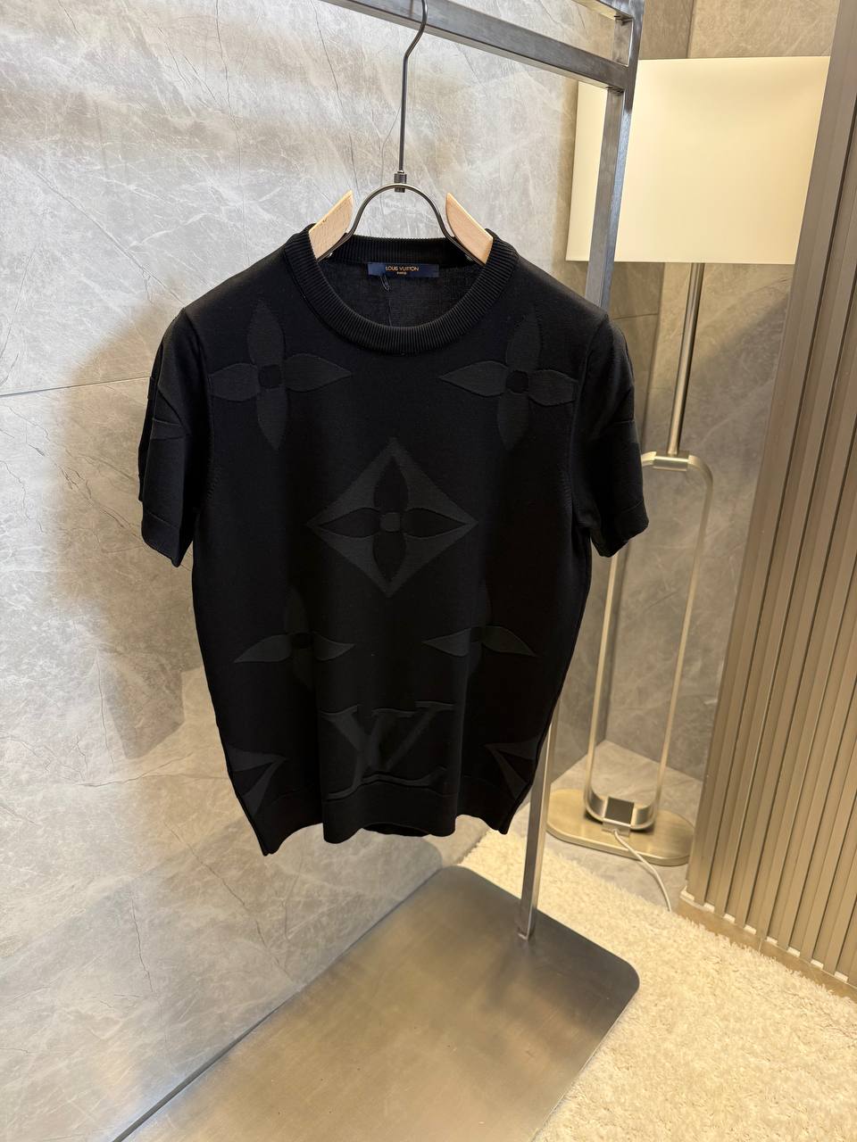 Lv Tshirt