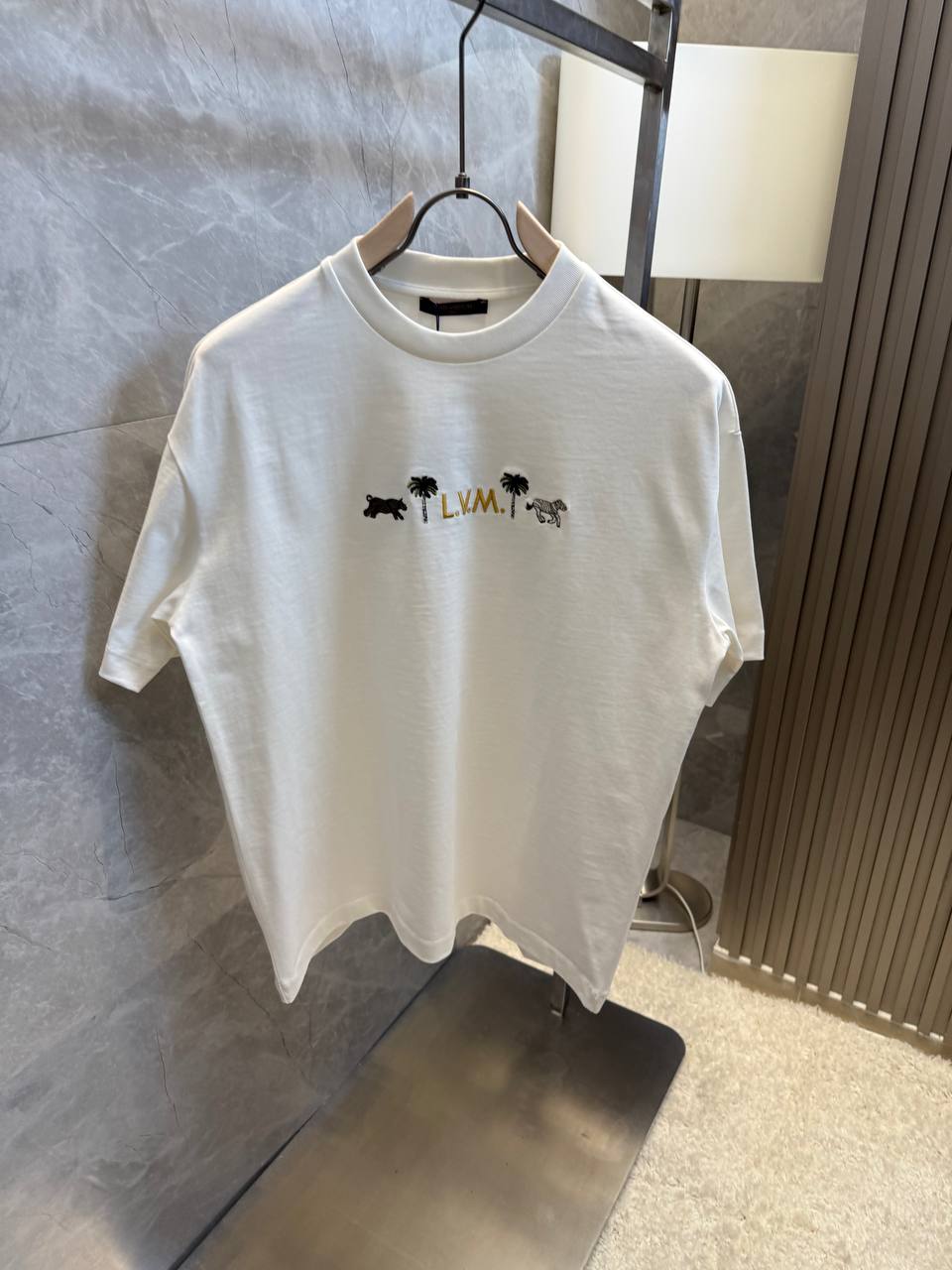 LV TSHIRT
