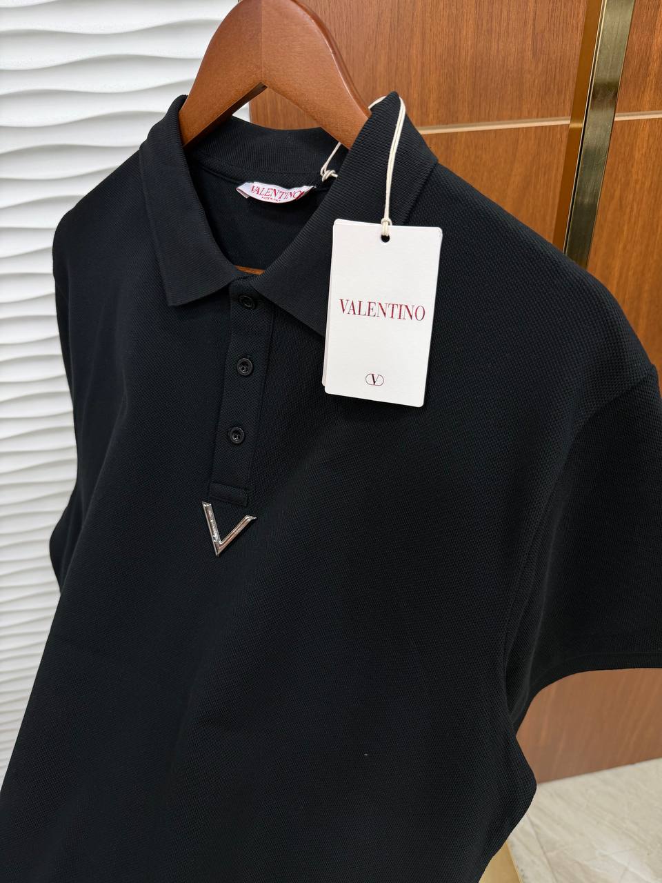 VLTN TSHIRT