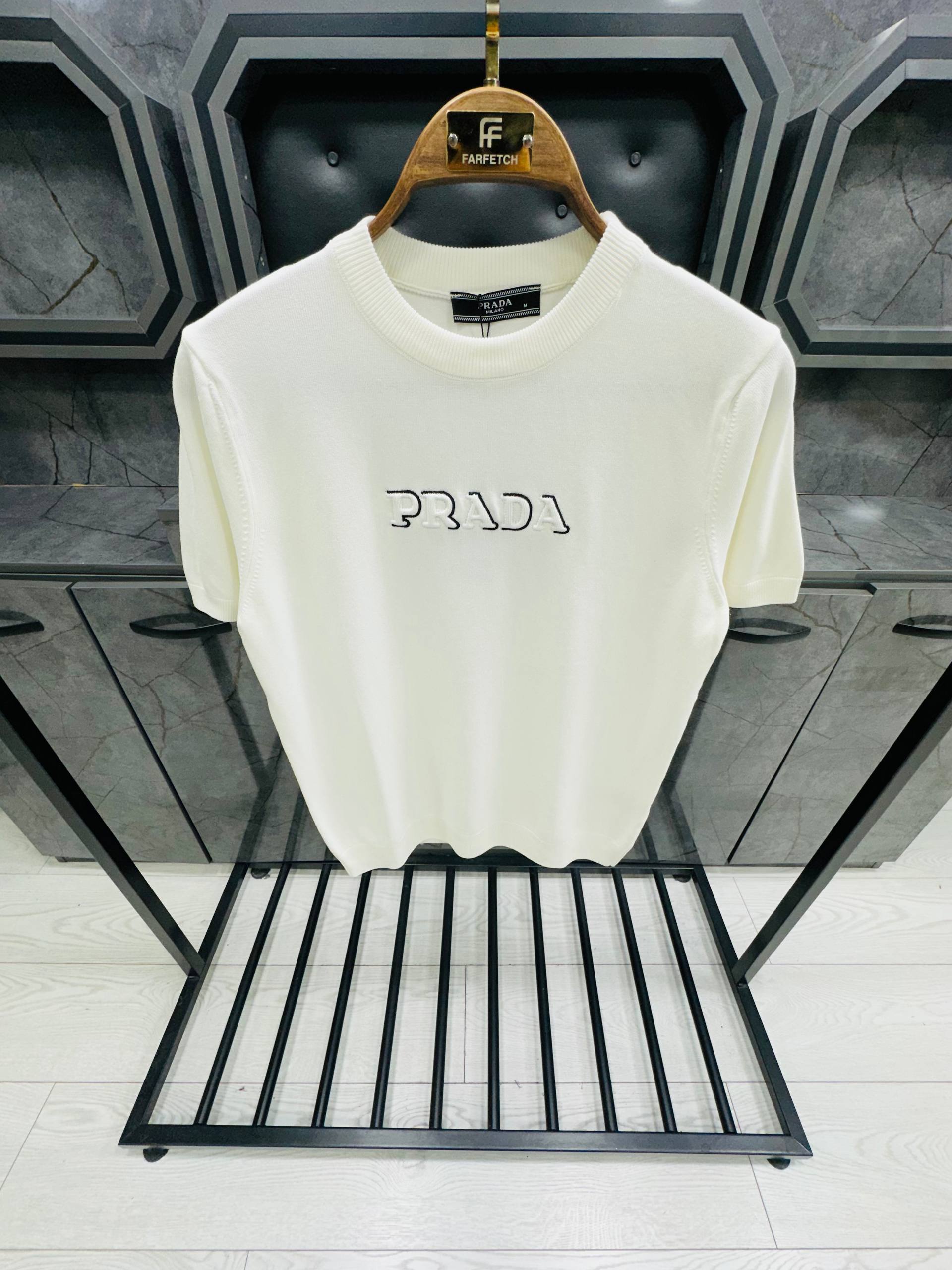 Prada Tshirt