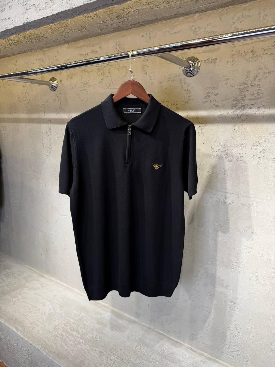 Prada Tshirt