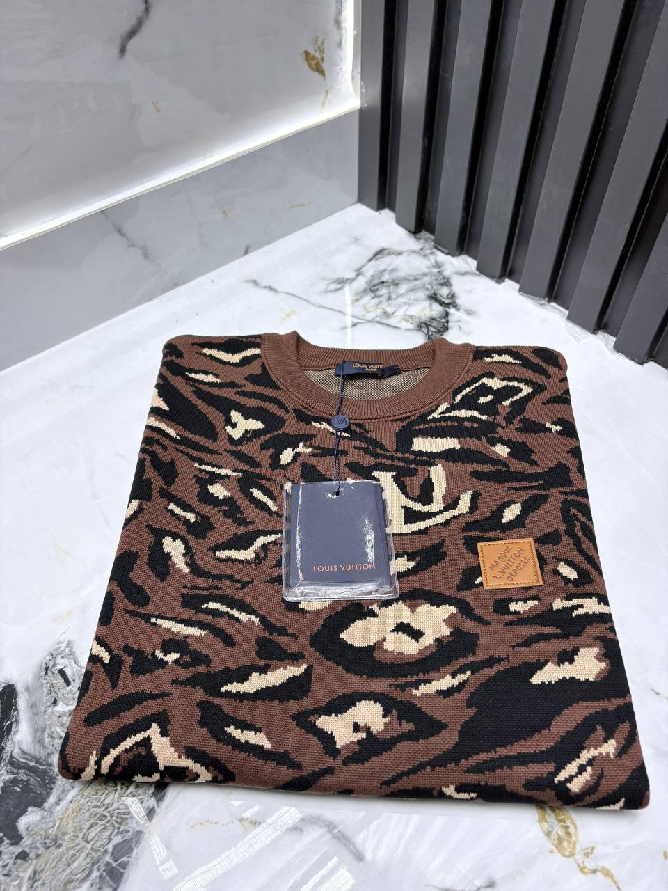LV Tshirt