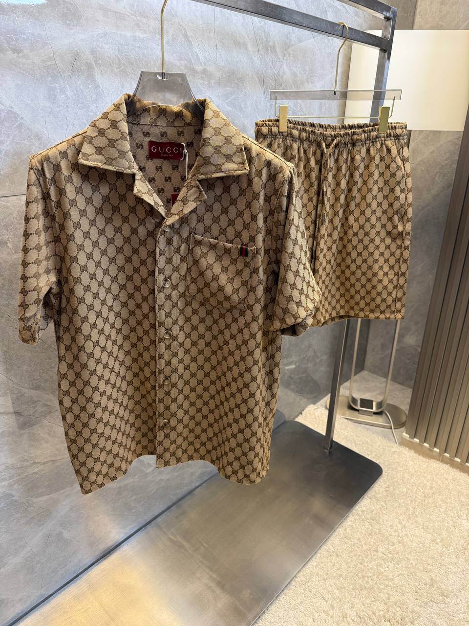 Gucci Takım