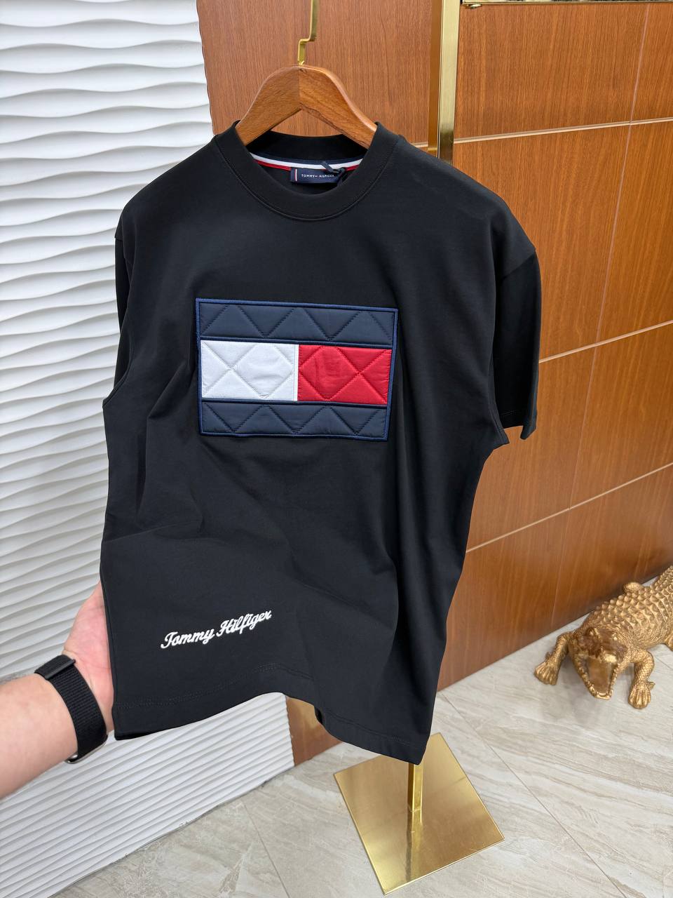 Tommy H. Tshirt