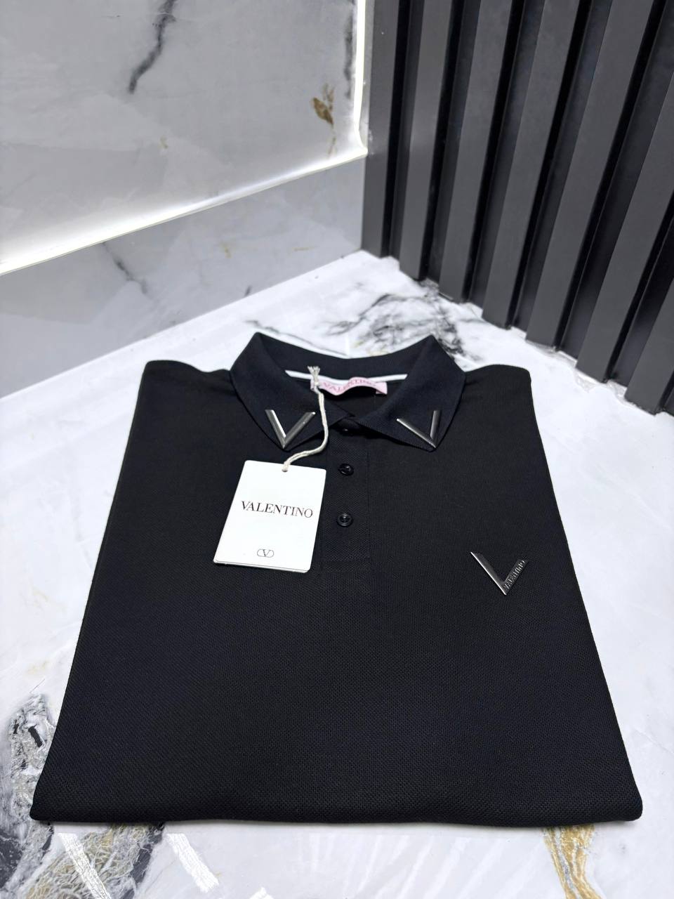 VLTN TSHIRT