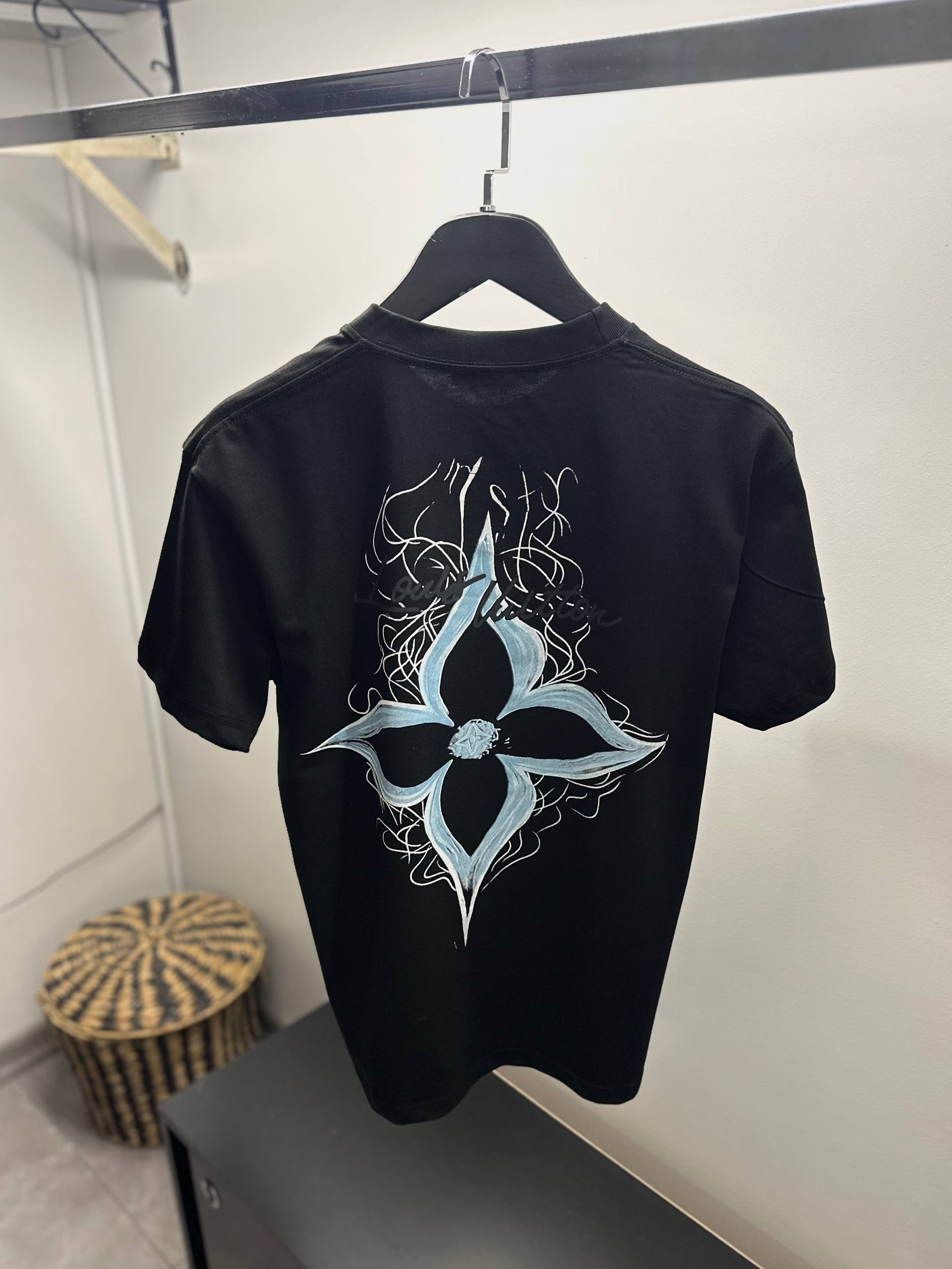 LV TSHIRT