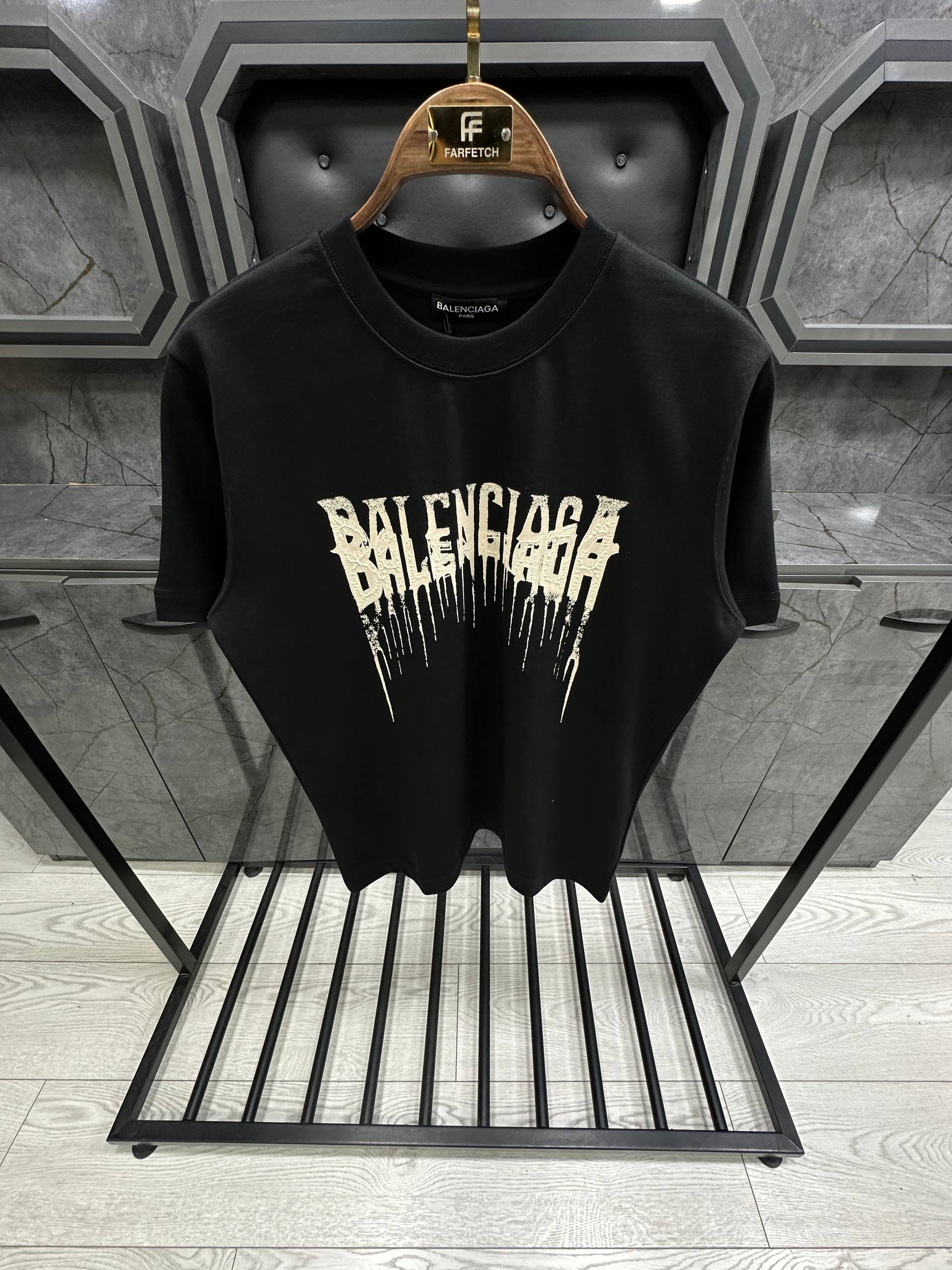Balenciaga Tshirt