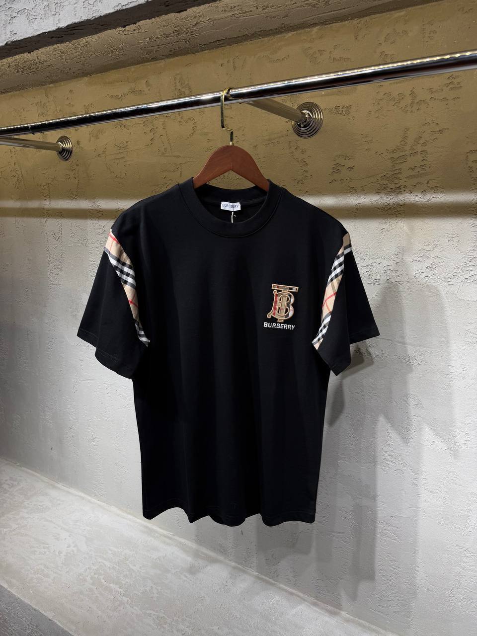 Burberry Tshirt