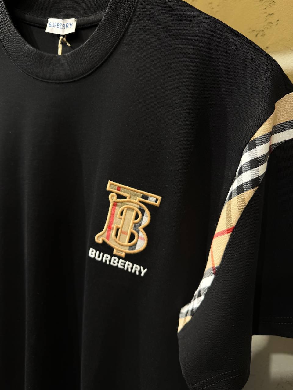 Burberry Tshirt