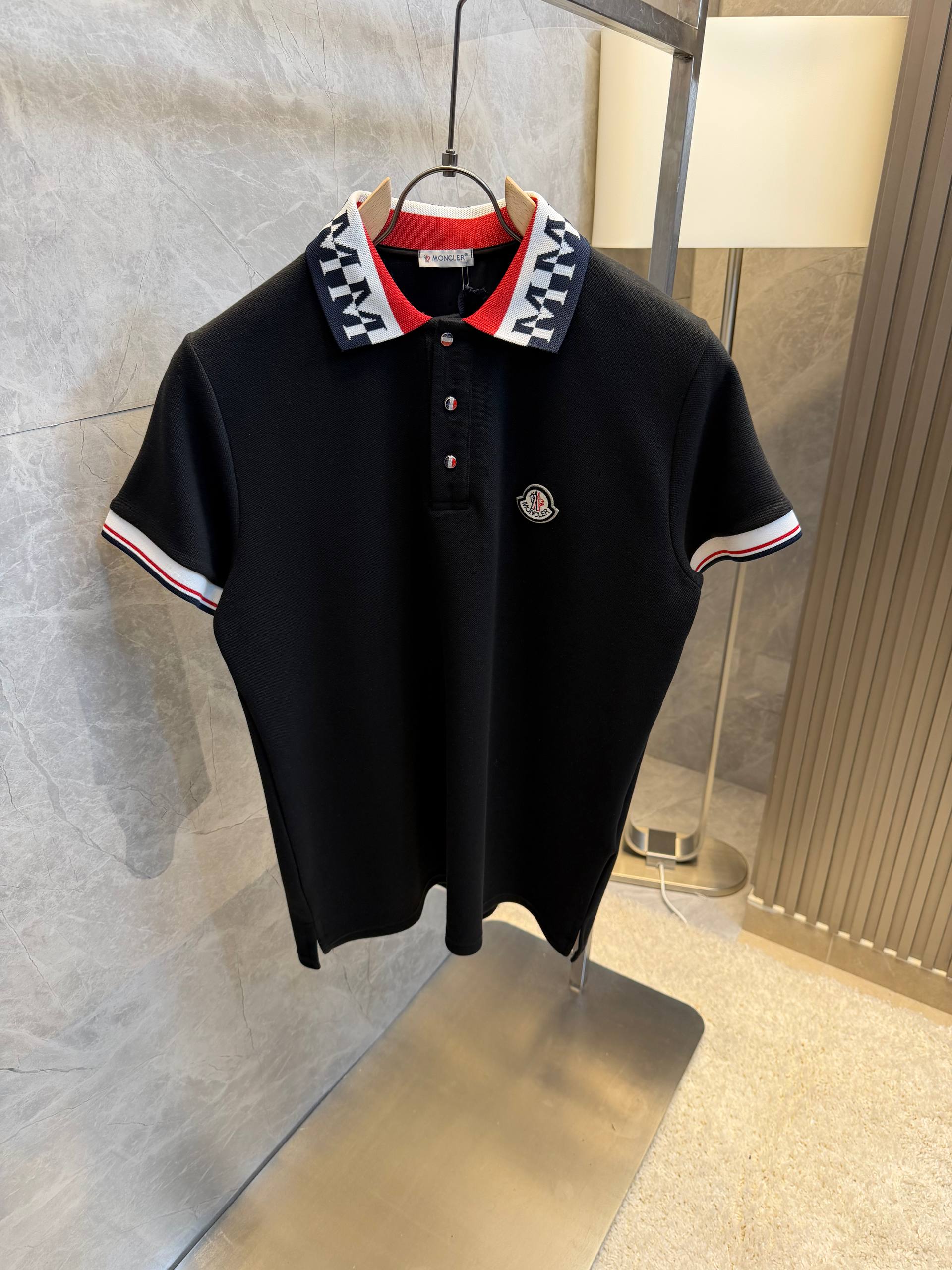 Moncler Tshirt