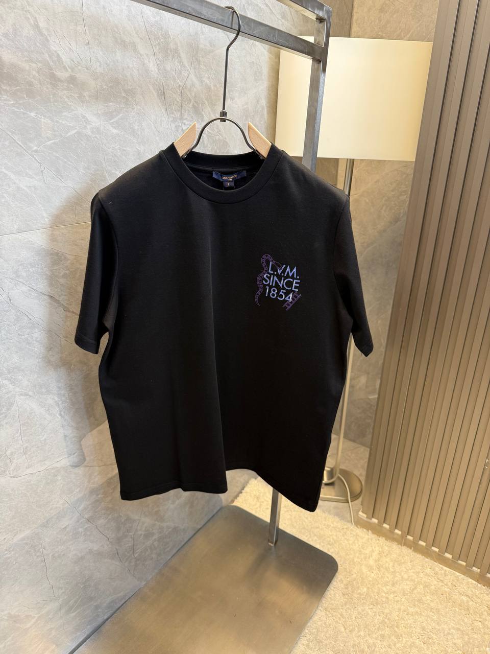 Lv Tshirt