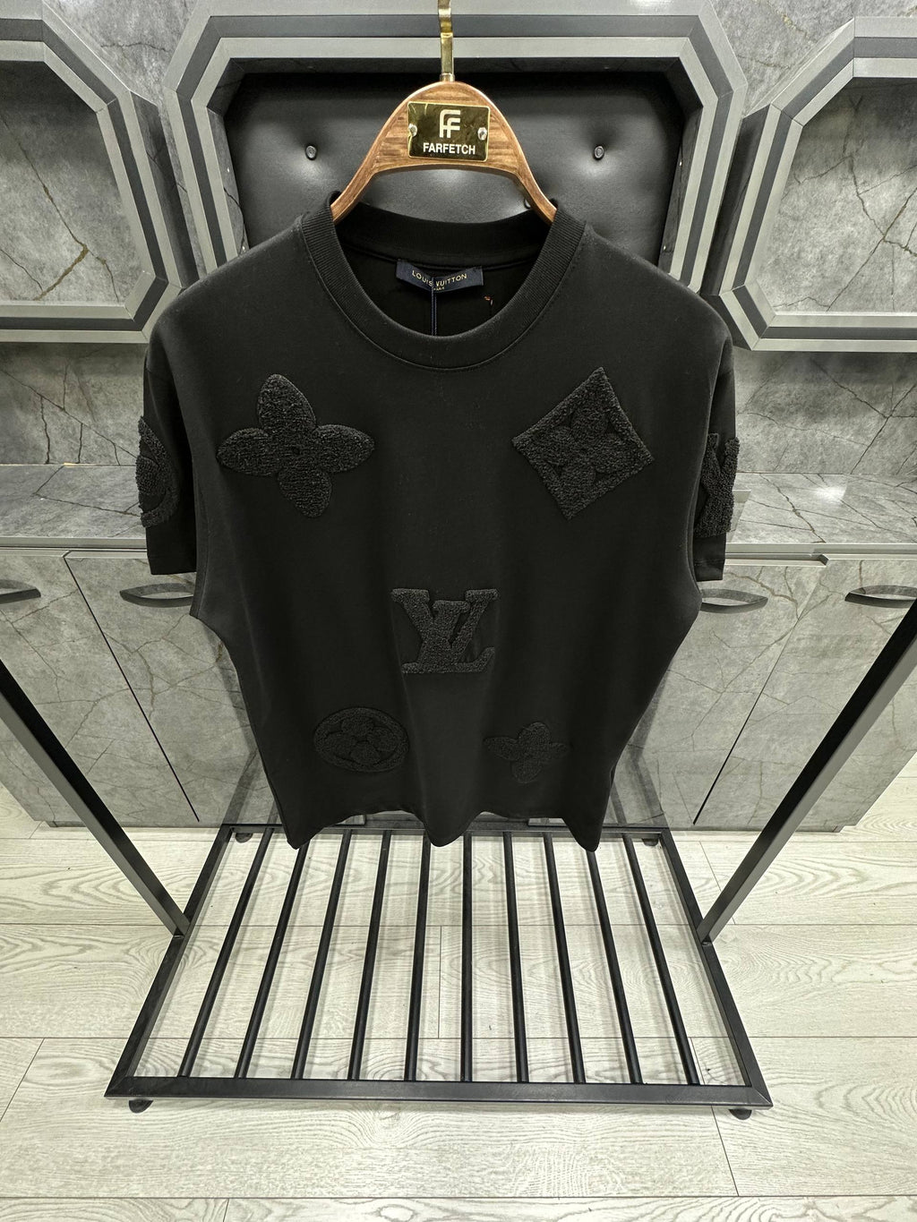 Lv Tshirt