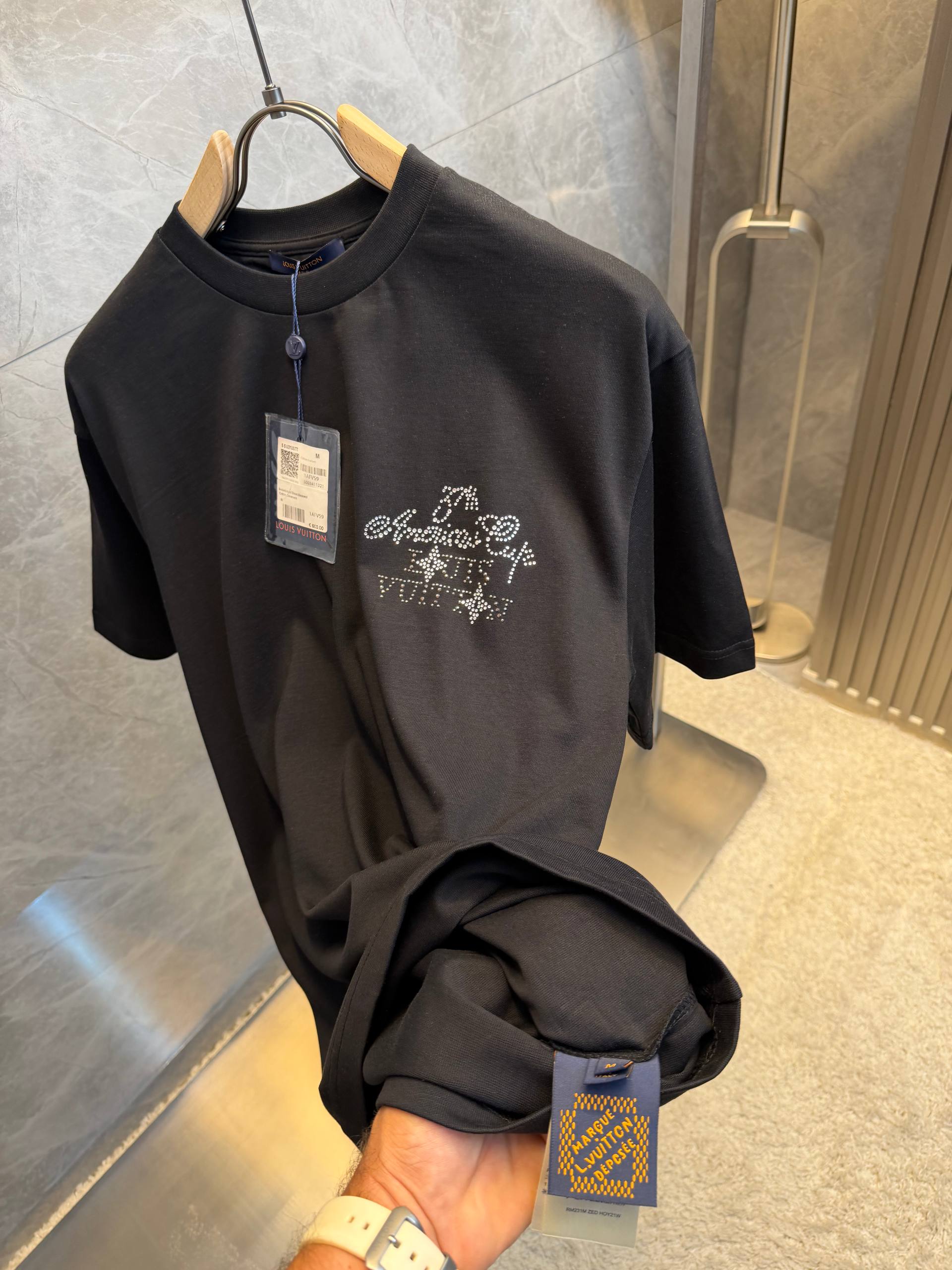 Lv Tshirt