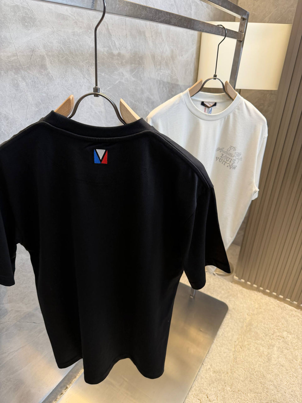 Lv Tshirt