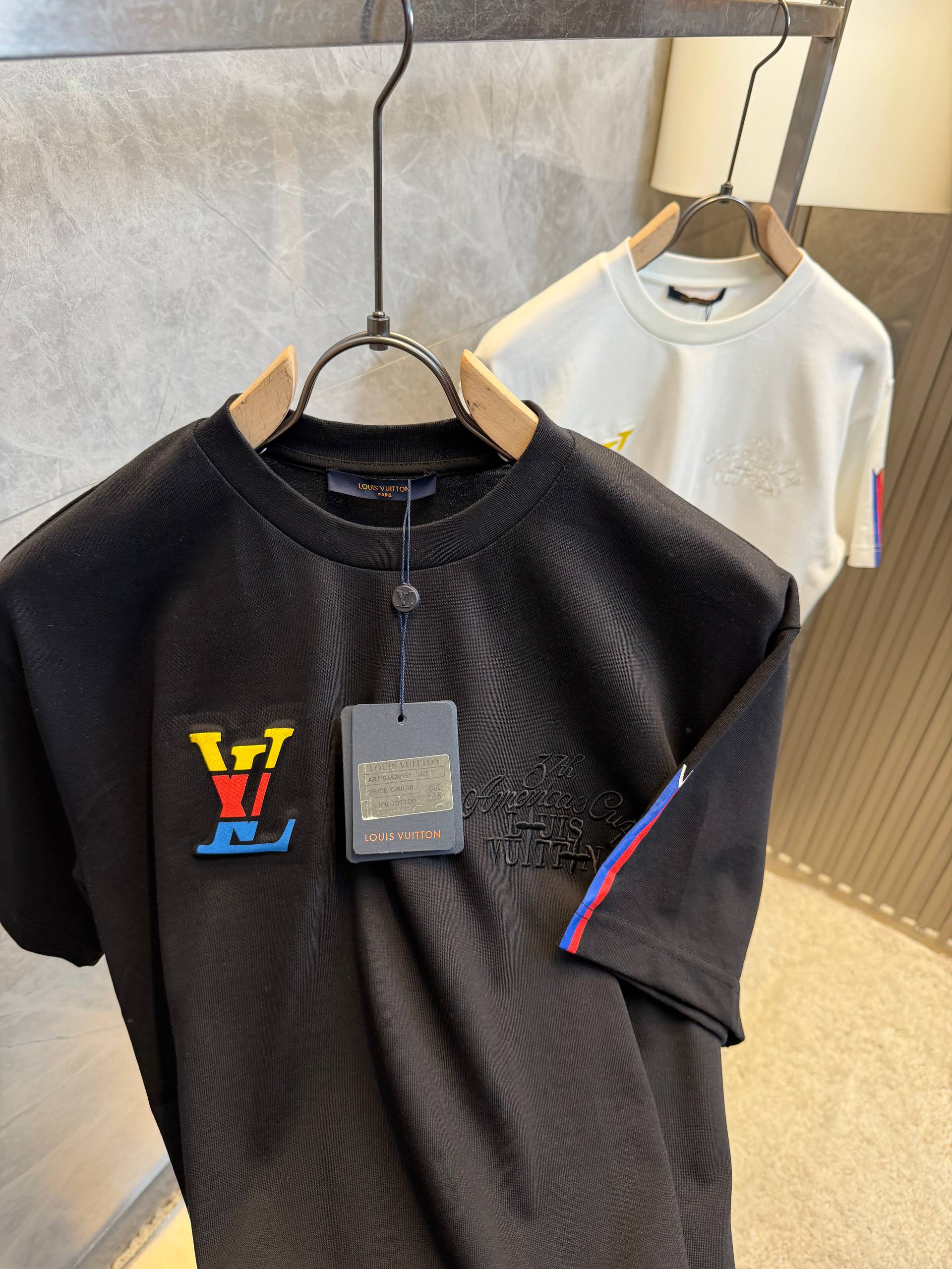 Lv Tshirt