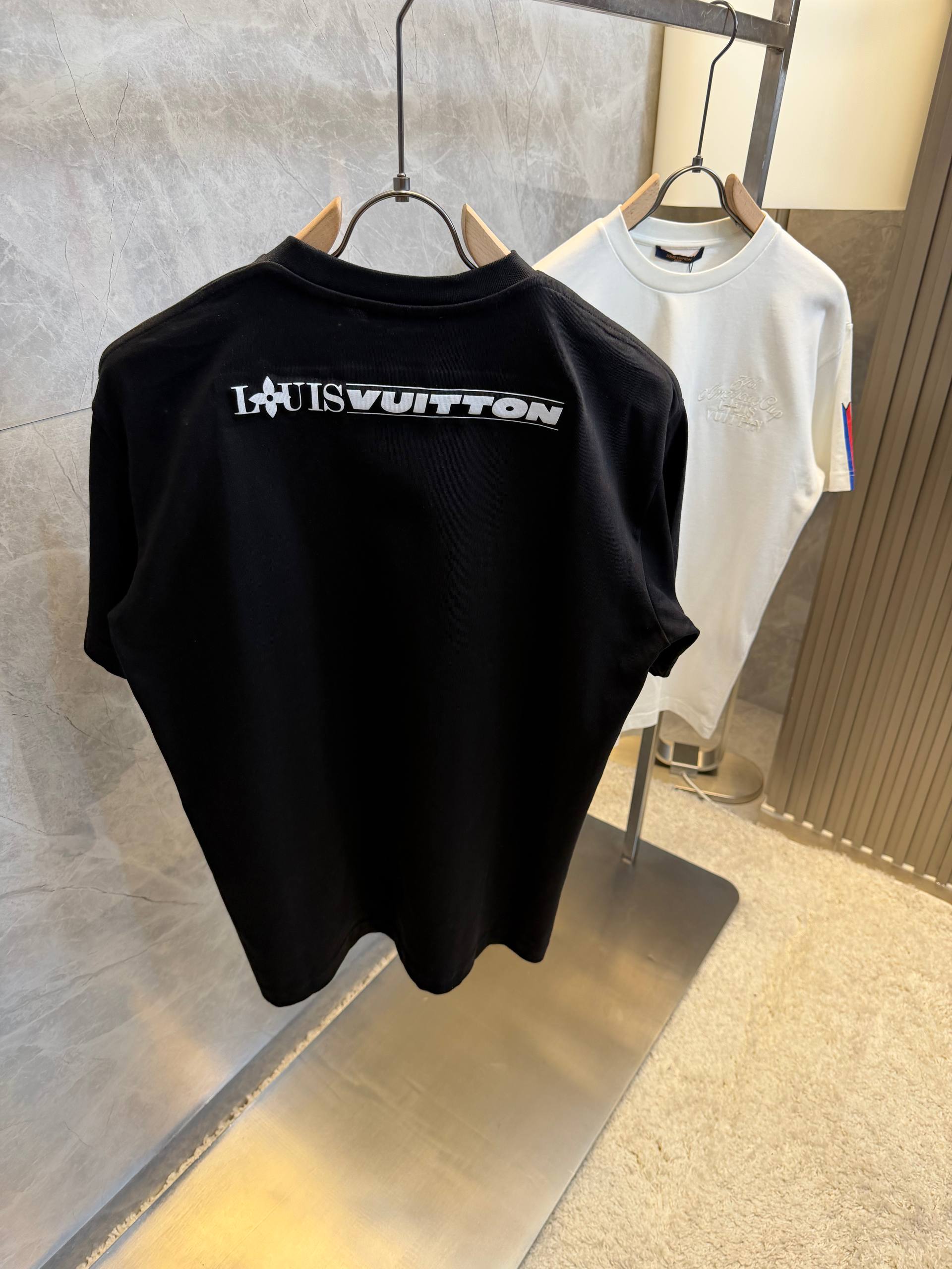 Lv Tshirt