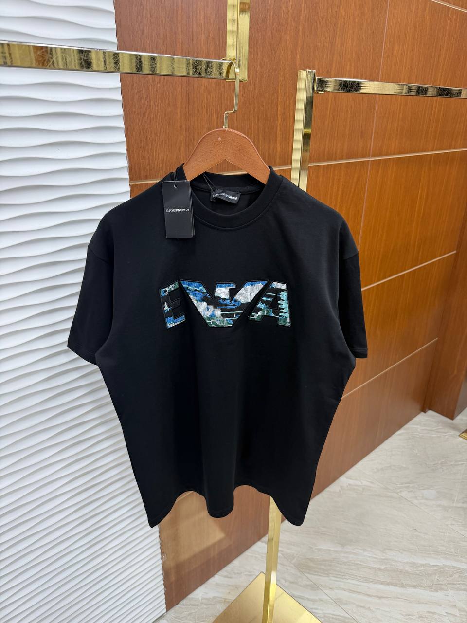 Siyah E. Armani Tshirt