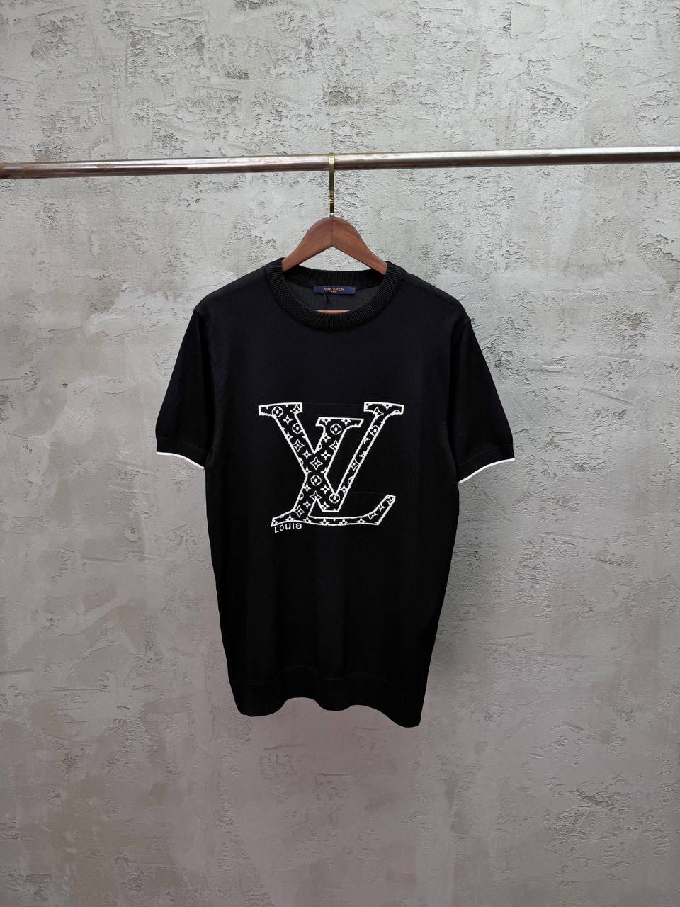 LV Tshirt