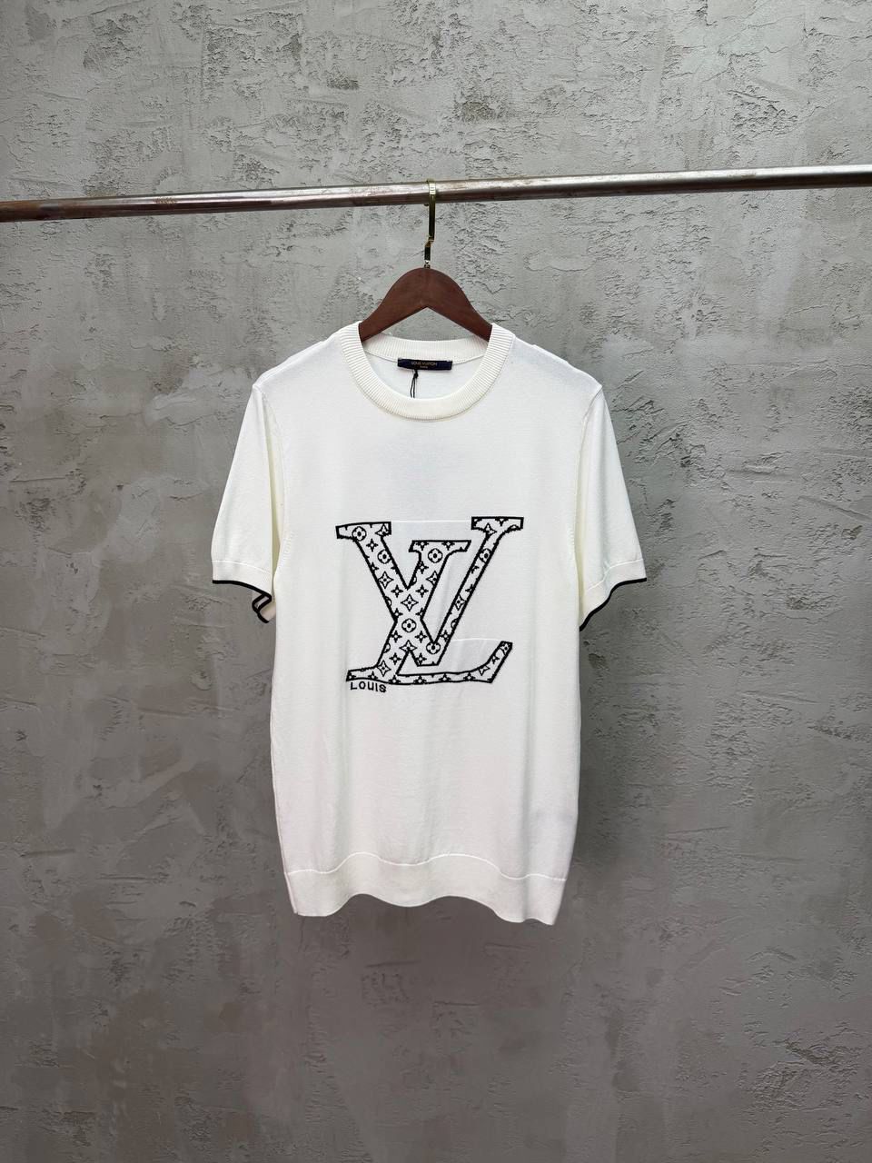 LV Tshirt